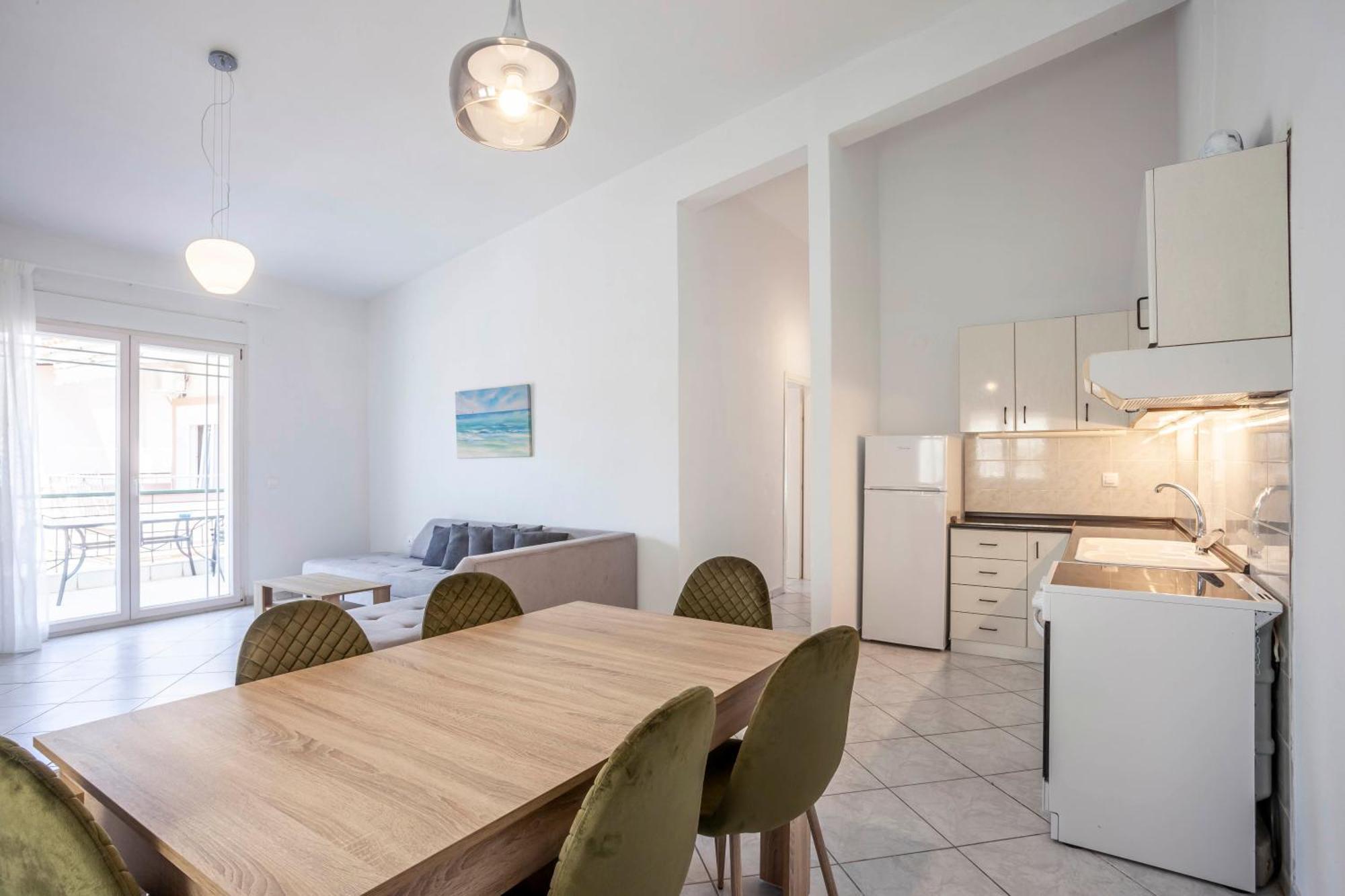 Aris Luxury Apartments Pefkochori Exterior photo